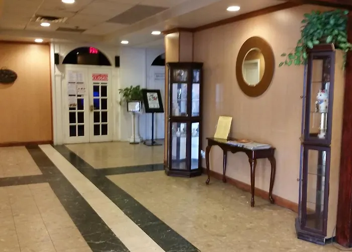 University Hotel And Suites Cleveland
