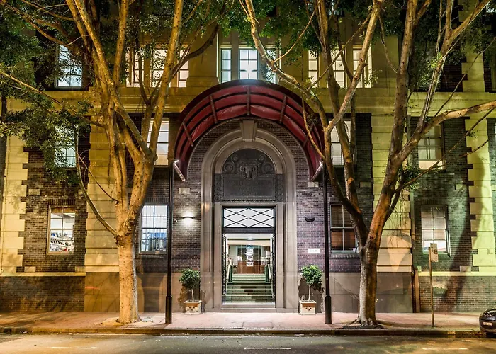 Oaks Sydney Goldsbrough Suites