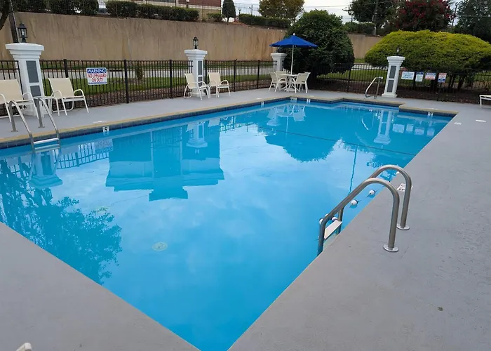 Best Western Greensboro Coliseum Inn