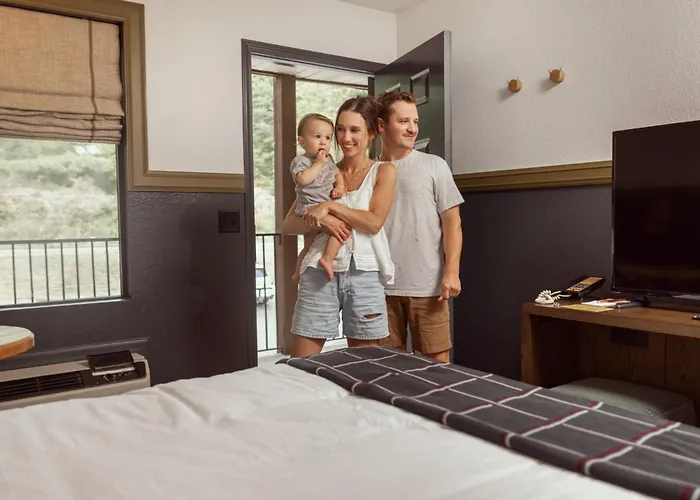The Ozarker Lodge Branson