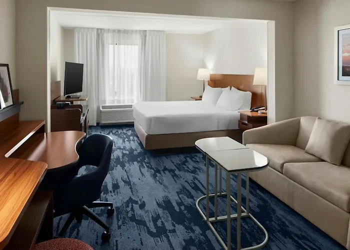 Fairfield Inn & Suites By Marriott Lynchburg Liberty University