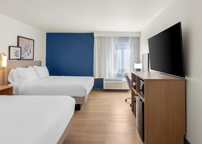 Spark By Hilton Matteson Chicago I 57