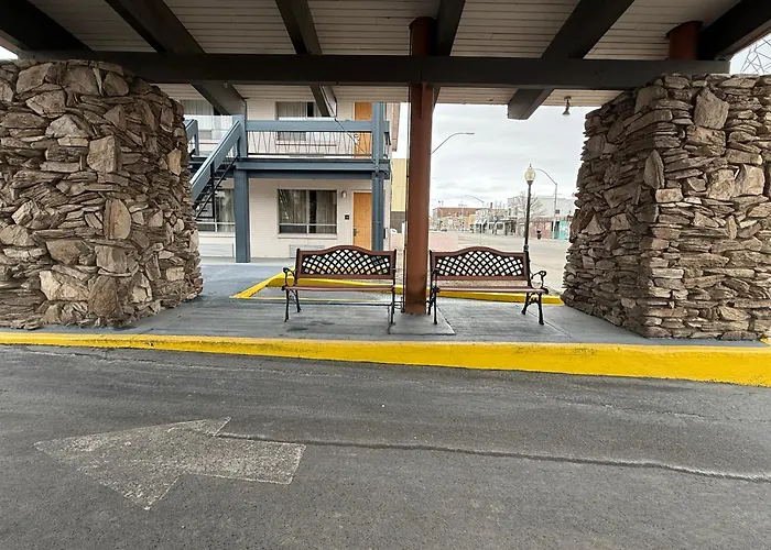 Thunderbird Motel Elko