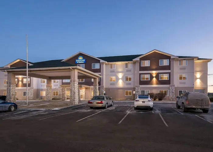 Days Inn & Suites By Wyndham Castle Rock