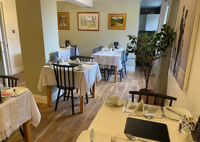 Castlecroft Bed And Breakfast