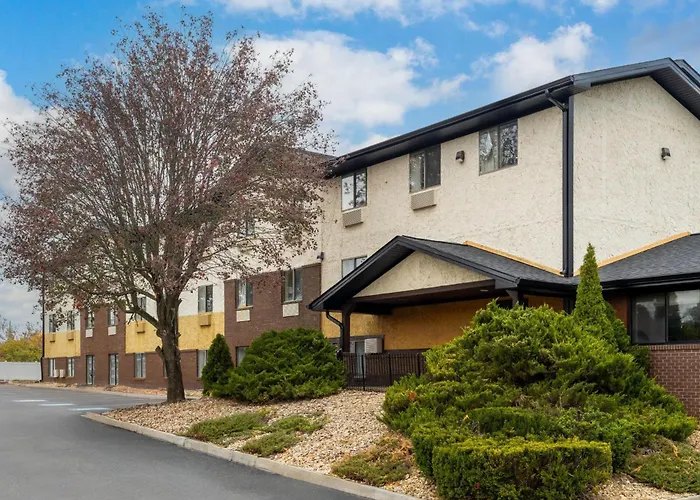 Super 8 By Wyndham Hagerstown I-70 Motel