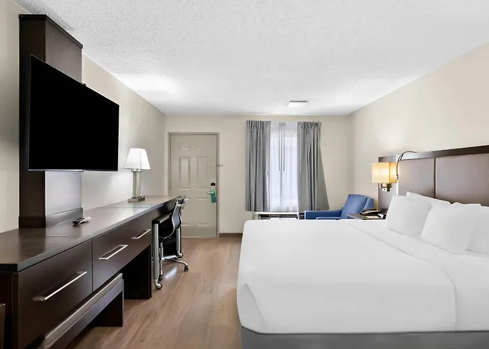Quality Inn & Suites Monticello