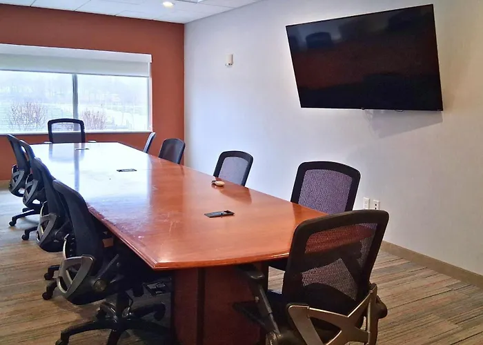 Holiday Inn Express & Suites Port Huron By Ihg