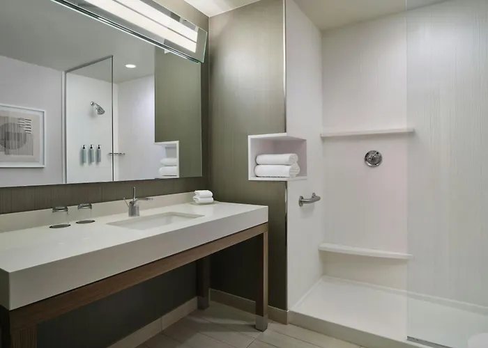 Courtyard By Marriott Fort Worth Alliance Town Center