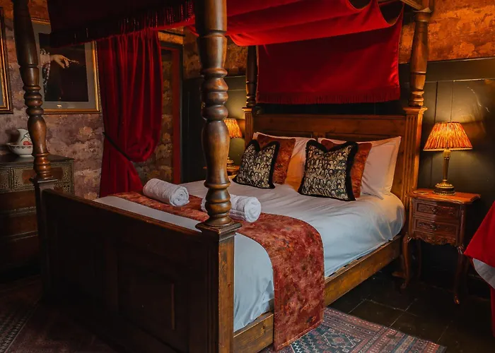 Golden Fleece York Hotel