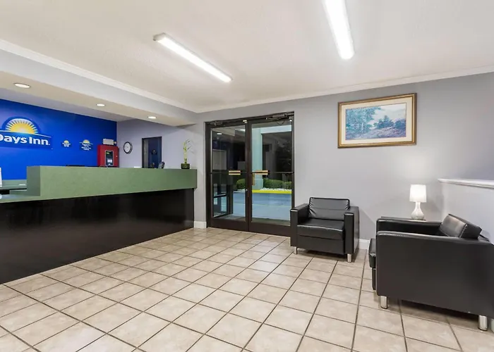 Days Inn By Wyndham Lugoff