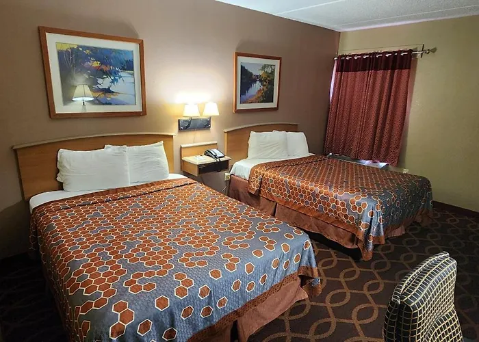 American Inn Evansville East