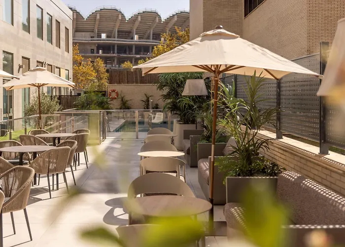 Ilunion Valencia 4 Hotel
