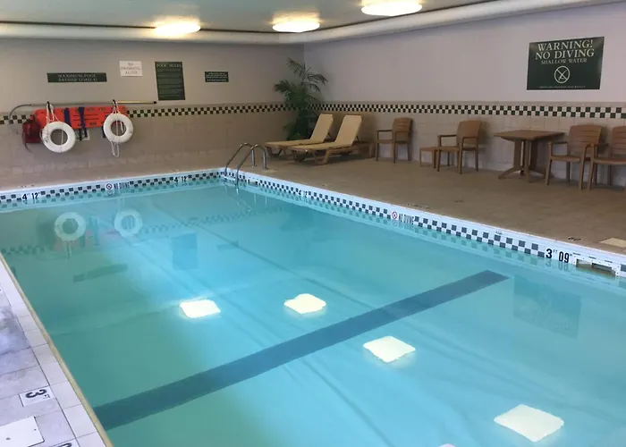 Baymont By Wyndham Mishawaka South Bend Area Hotel