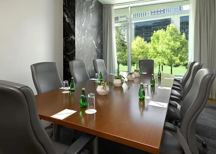 The Statler Dallas, Curio Collection By Hilton