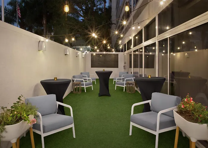 Doubletree By Hilton Lax - El Segundo