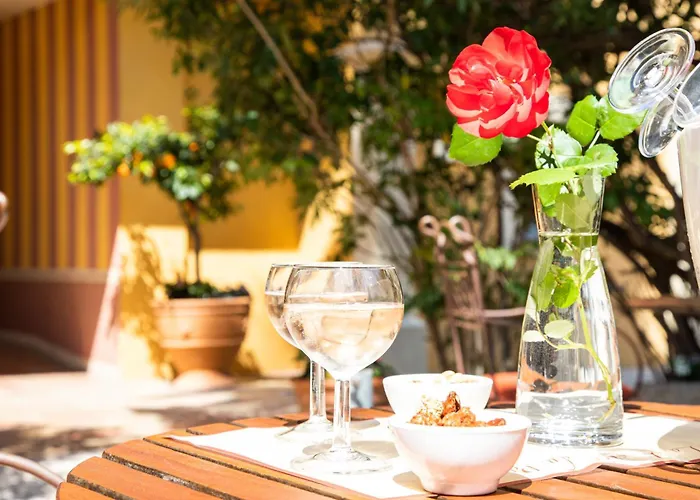 La Bastide Du Port - Hotel De Charme
