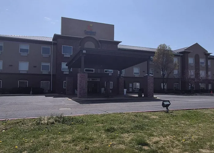Comfort Inn & Suites Miami - Route 66