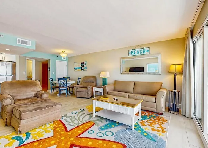 Cabana Club 208