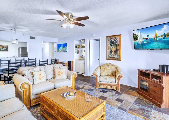 Reef Club 304
