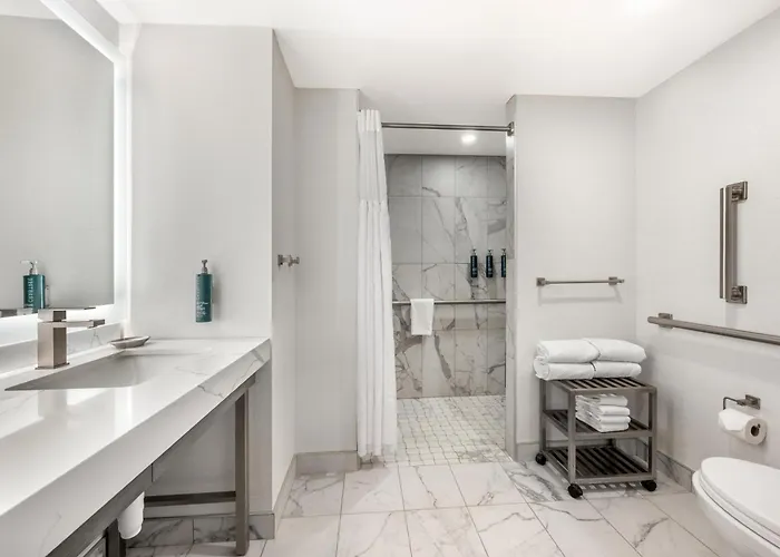 Hilton Grand Vacations Club Chicago Magnificent Mile
