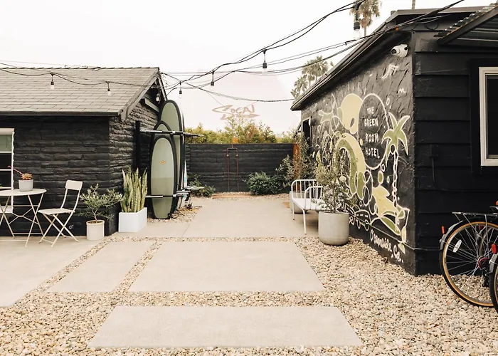 The Green Room Hotel