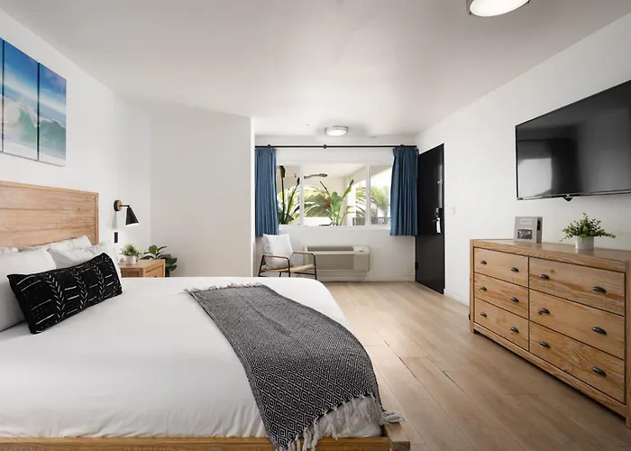 The Surfbreak Hotel