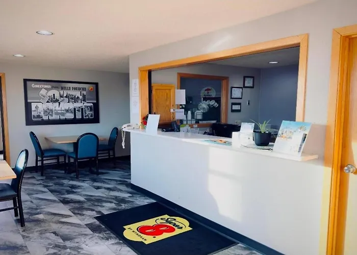 Super 8 By Wyndham Belle Fourche Sd Hotel