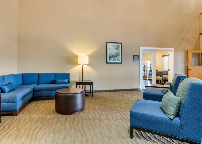 Comfort Suites Batesville