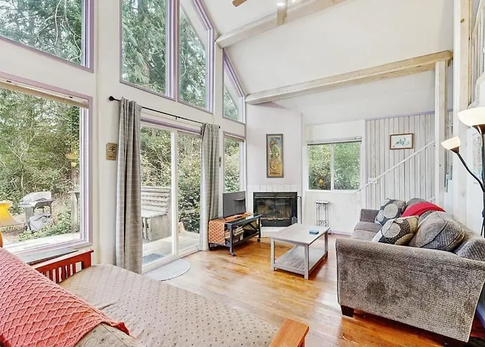 Marcia'S Mercer Lake Chateau Florence