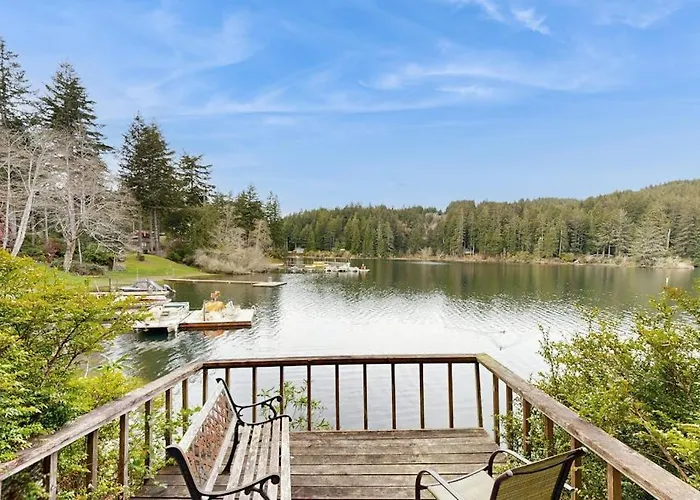 Marcia'S Mercer Lake Chateau Florence