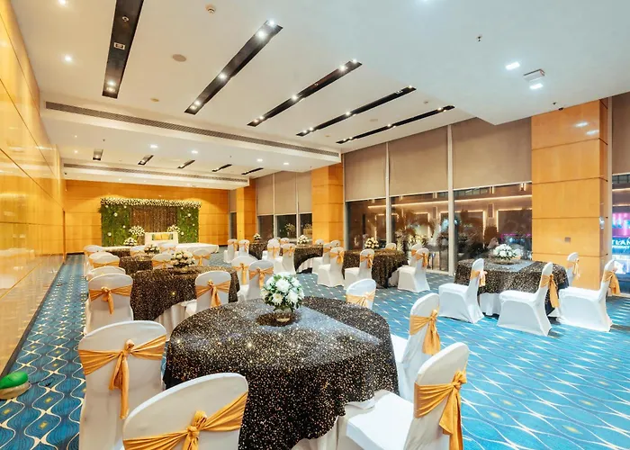 Fairfield By Marriott Lucknow Hotel
