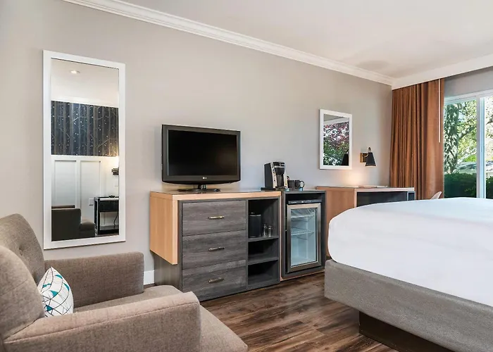 Upvalley Inn & Hot Springs, An Ascend Collection Hotel