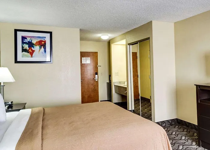 Quality Suites Baton Rouge East - Denham Springs