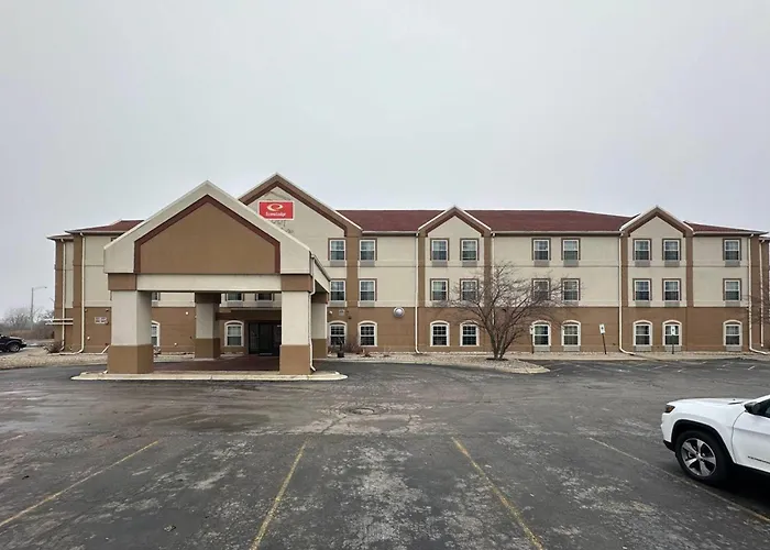 Econo Lodge Inn & Suites
