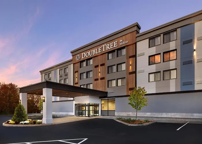 Doubletree By Hilton Concord Downtown Hotel