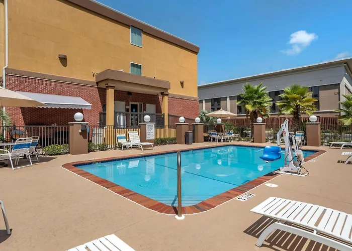 Comfort Suites Biloxi/Ocean Springs
