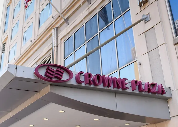 Crowne Plaza Cleveland At Playhouse Square By Ihg Hotel