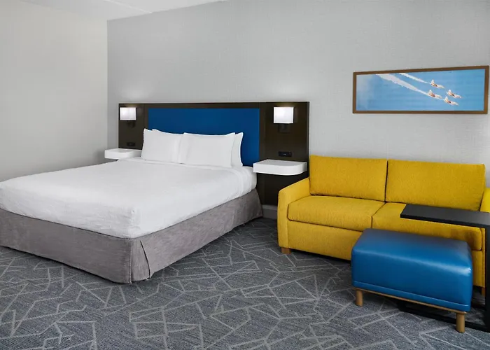 Hampton Inn & Suites Syracuse North Airport Area North Syracuse