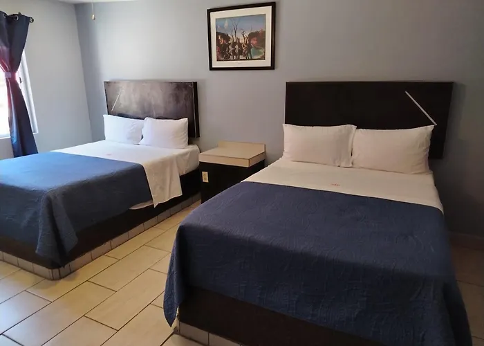 Hotel Agora Ensenada