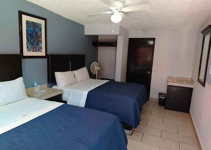 Hotel Agora Ensenada