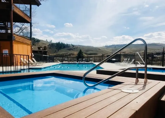 Granby Stay With Resort Amenities