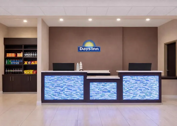 Days Inn & Suites By Wyndham Tomball Houston Nw