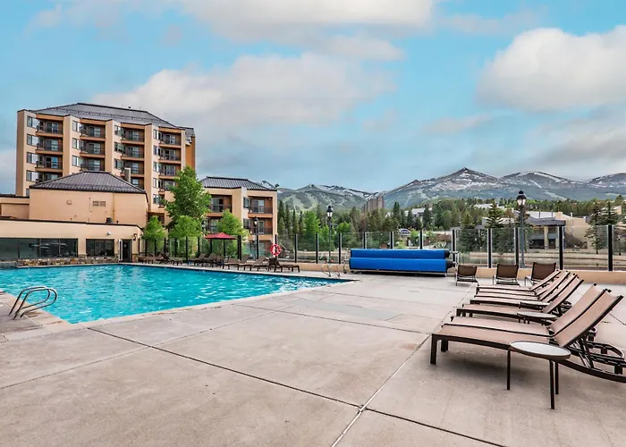 Luxe Breck Escape - 2Br & 2Ba With Pool, Hot Tubs & Walk To Downtown Aparthotel Breckenridge