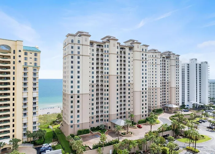 Private Beach Front Luxury Condo, Amazing Views, Indigo E, 5-Star, - 2 Balcones , "Choice Award"!