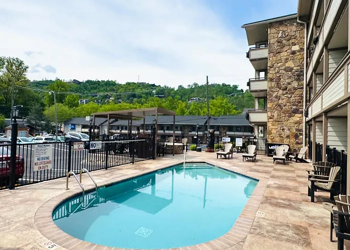 Best Western Johnson'S Inn Downtown Gatlinburg