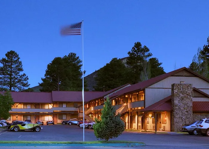 Branding Iron Motel Chama
