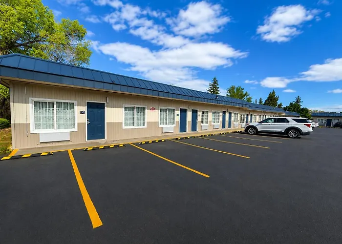 Royal Gateway Motel Bend