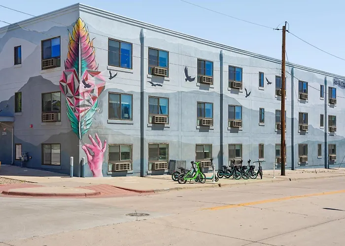Kasa Lohi Denver