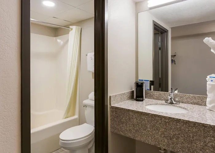 Rodeway Inn Branson, Brick House